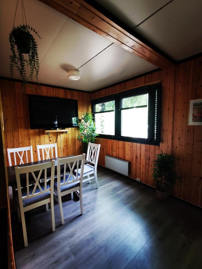 Отель Tommerneset Camping Innhavet Экстерьер фото