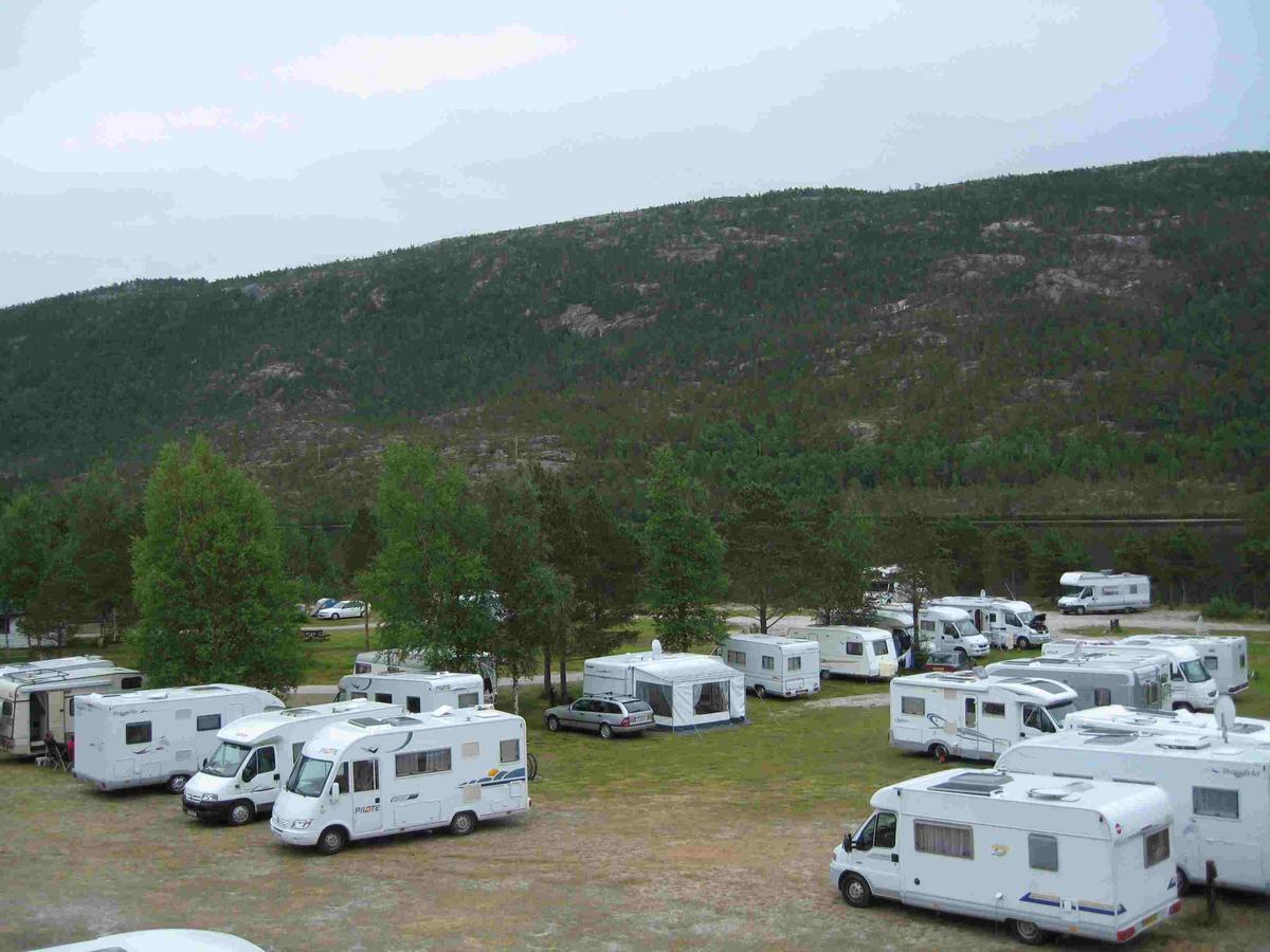 Отель Tommerneset Camping Innhavet Экстерьер фото